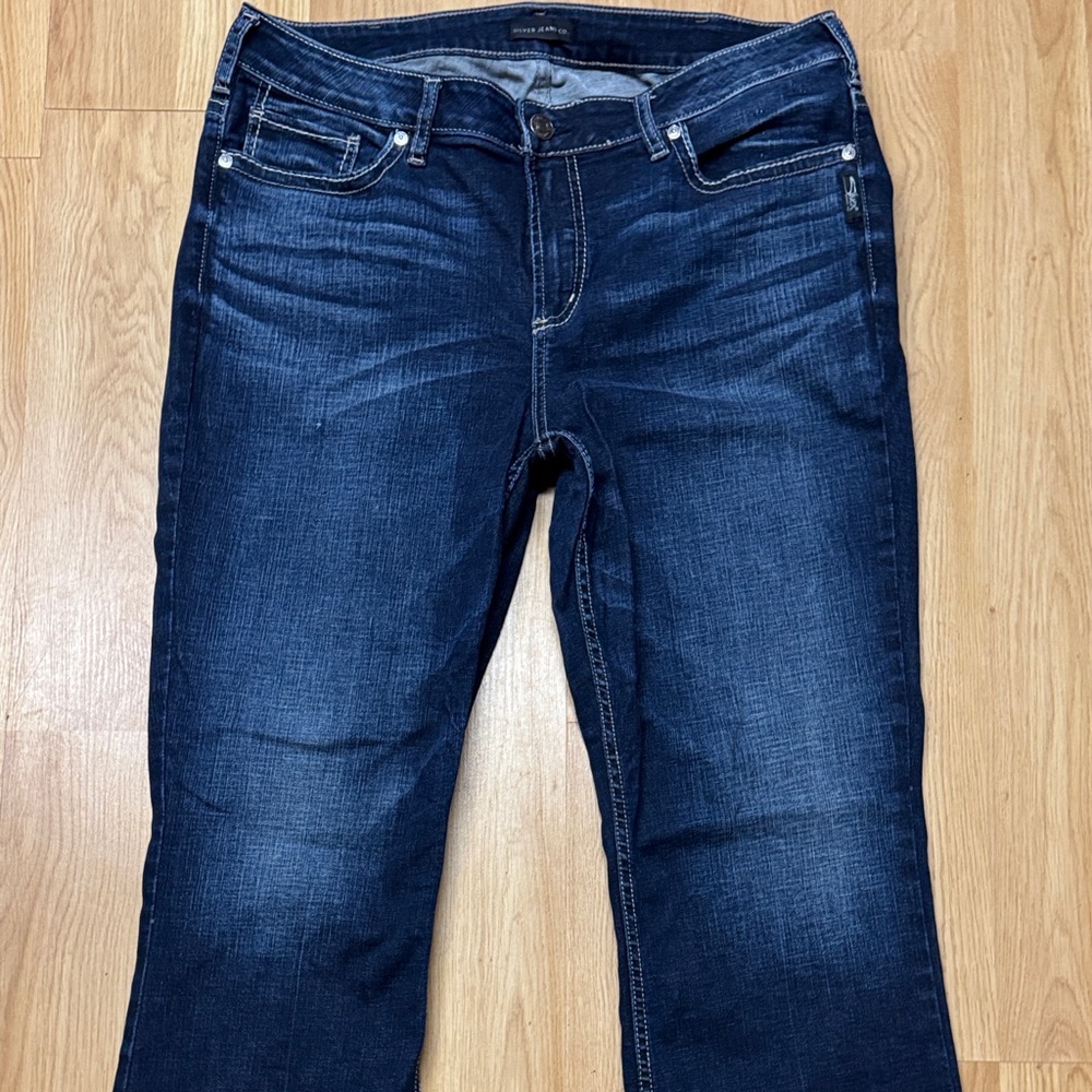 Silver Jeans size 14 14/31 Avery Slim Boot Dark Blue BootCut Women's Jeans - Picture 2 of 10